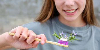 Ingredients to Avoid in Regular Toothpaste and Why Ayurdent Is Different