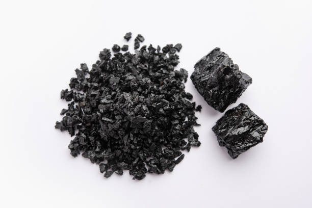 What is Shilajit? Origins, Benefits, and Uses